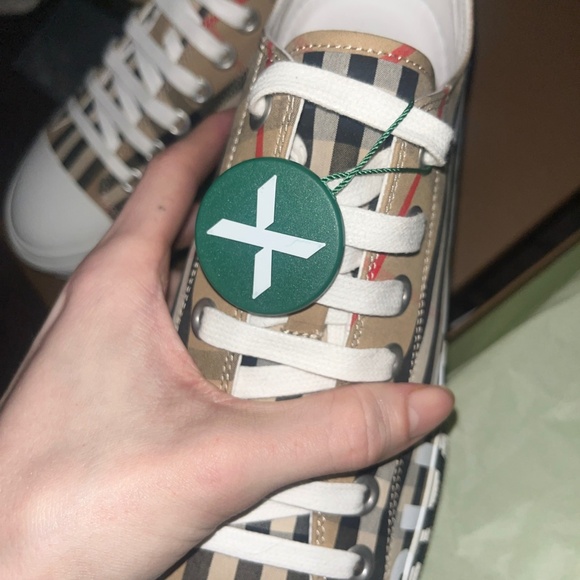 BURBERRY BRAND NEW MENS SNEAKERS FROM STOCKX - Picture 1 of 5